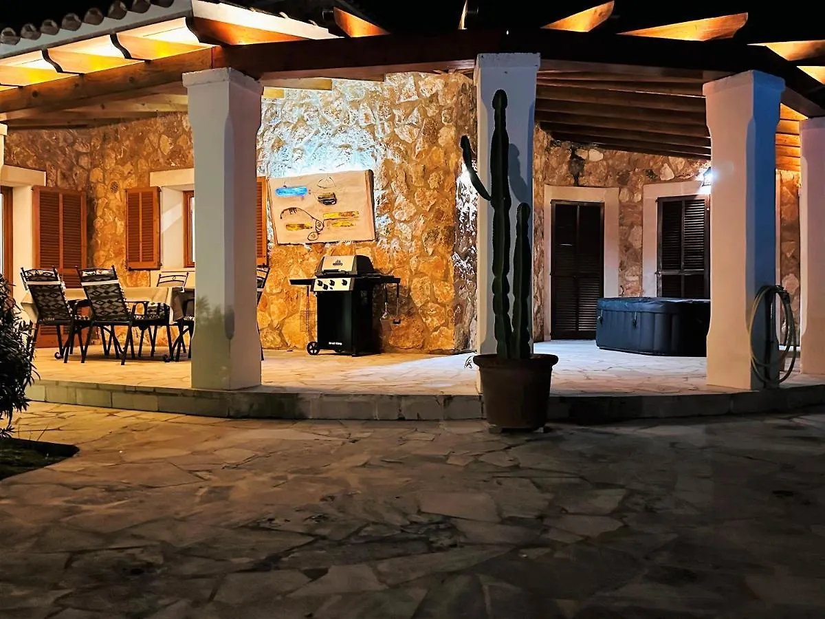 Villa Sanchez In Strandnahe Mit Pool, Jacuzzi, Klima, Wifi, Gas Bbq Santanyi